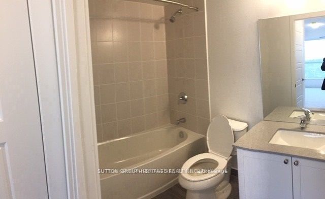 1255 Bayly St S, #1704