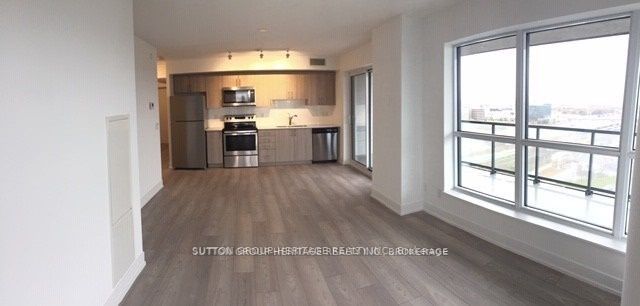 1255 Bayly St S, #1704
