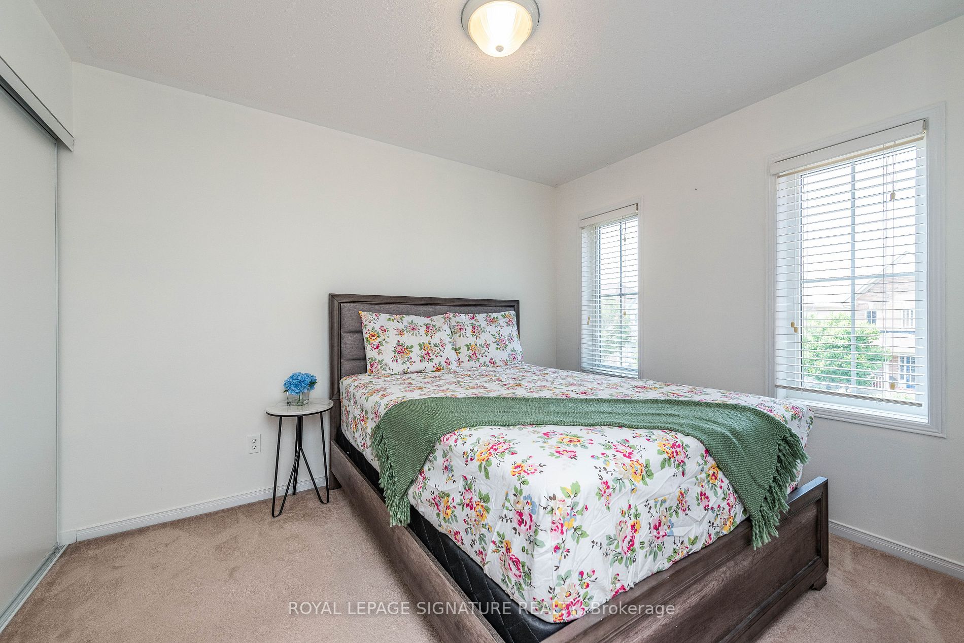48 Carpendale Crescent