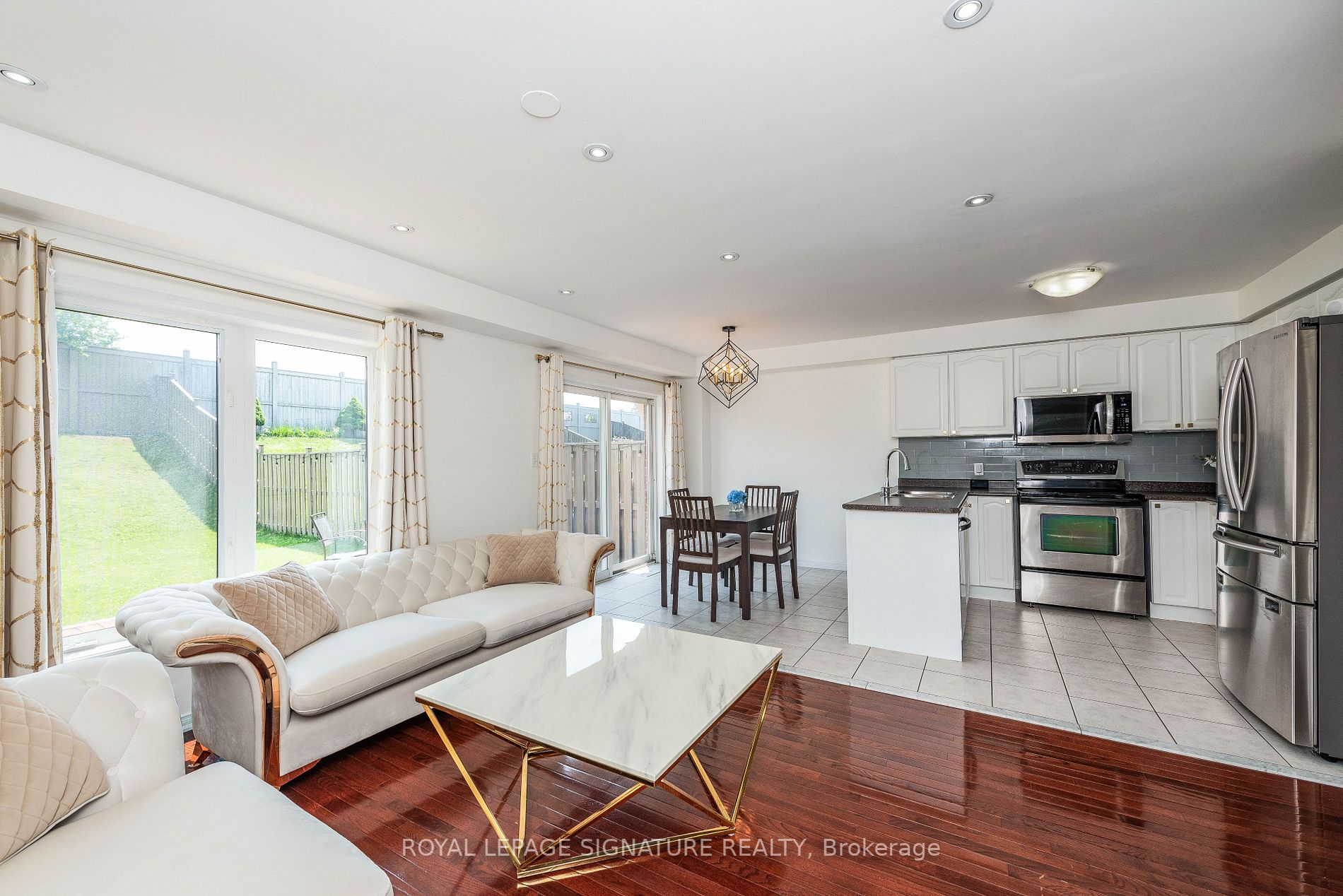 48 Carpendale Crescent