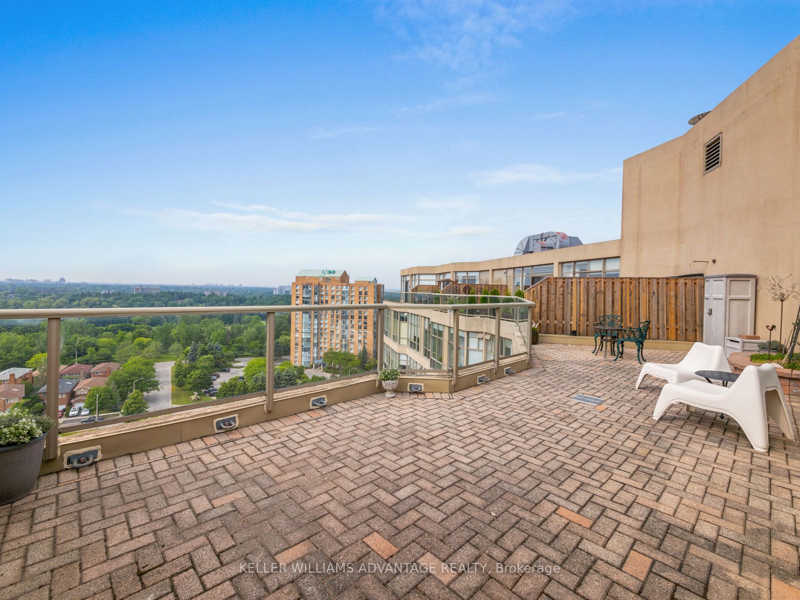 20 Guildwood Pkwy, #Ph 15
