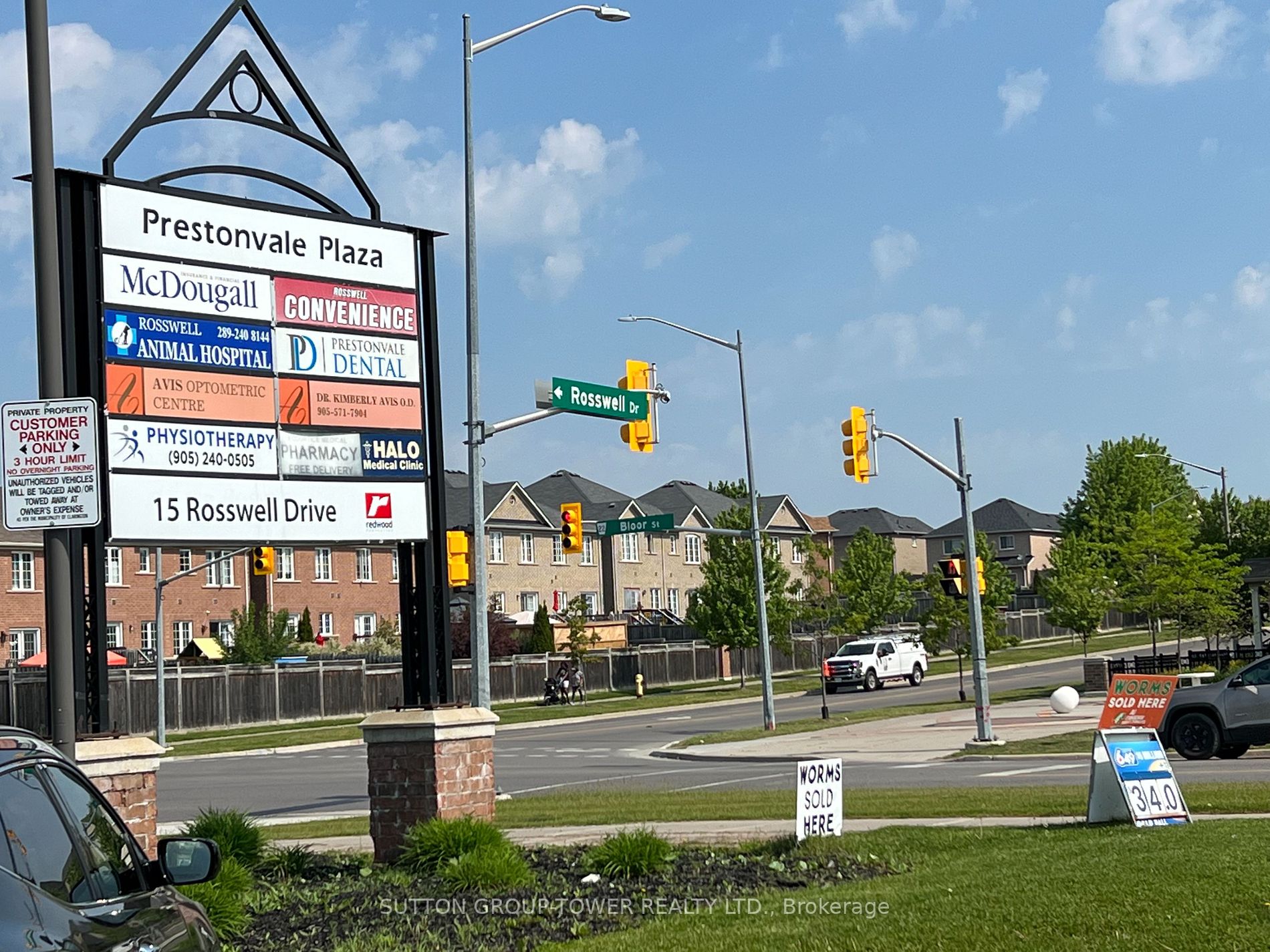 15 Rosswell Dr, #1