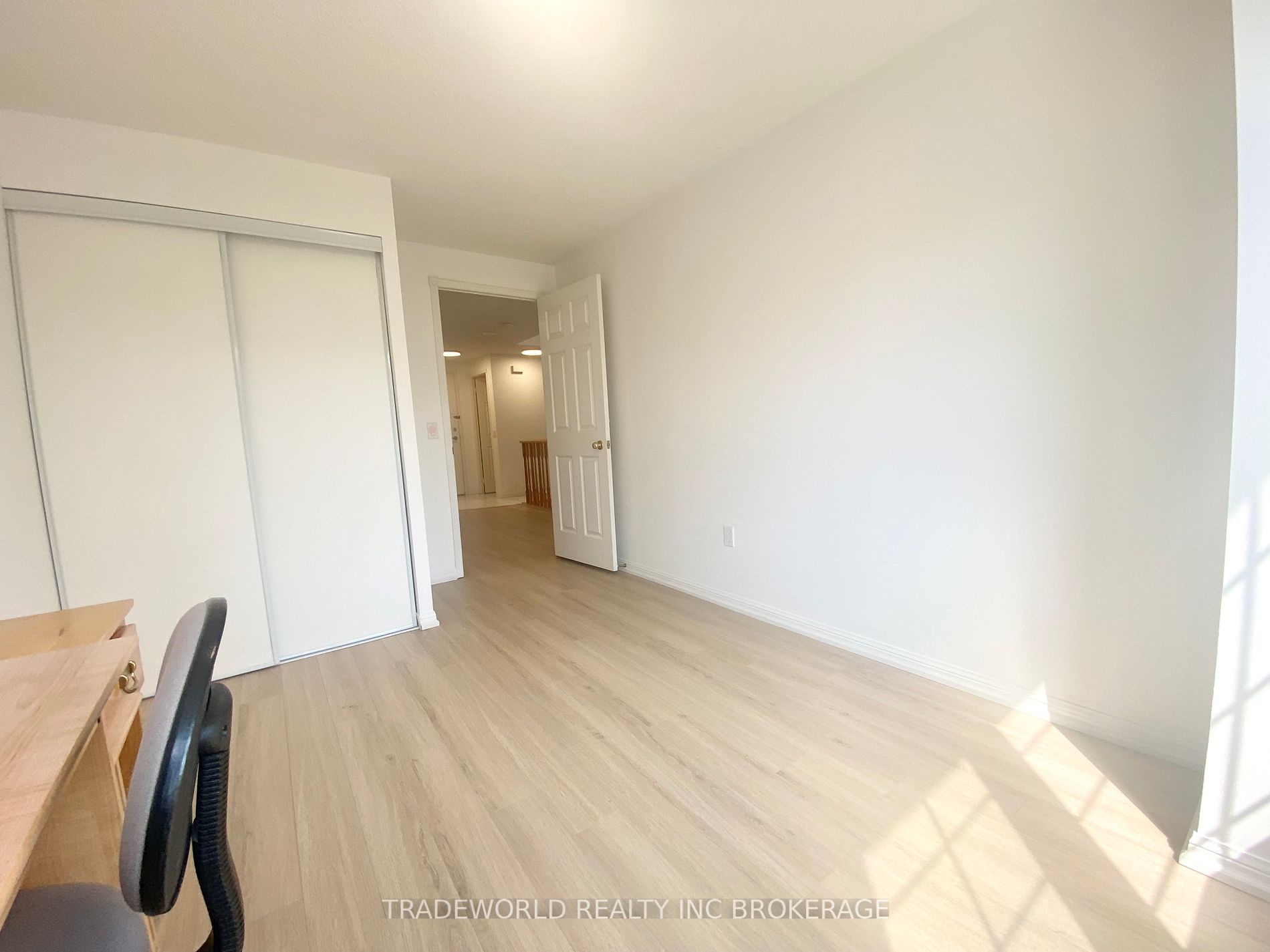 188 Bonis Ave, #Th210