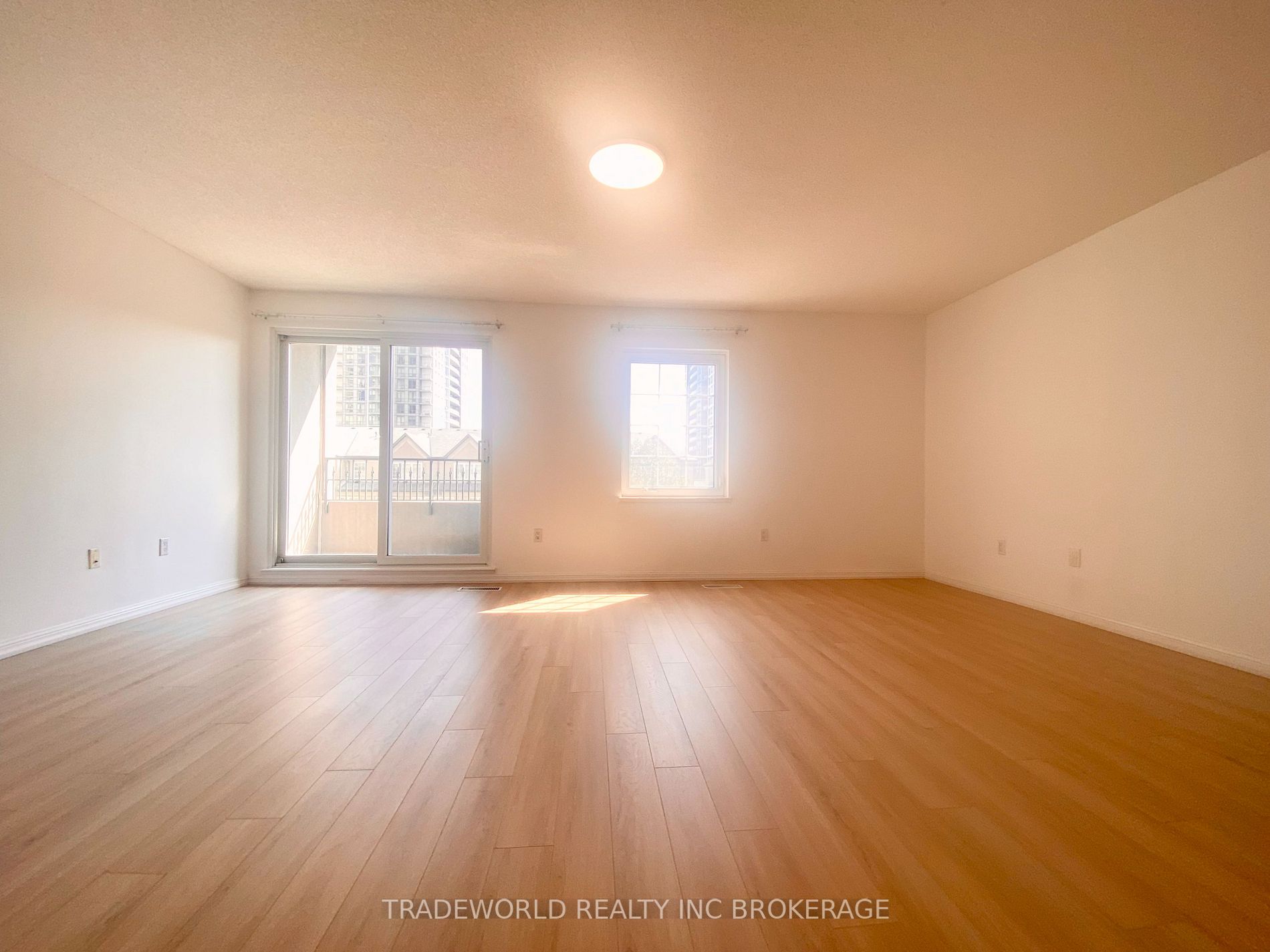 188 Bonis Ave, #Th210