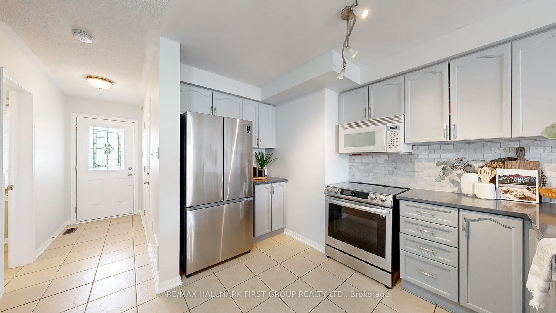 18 Annisson Crt