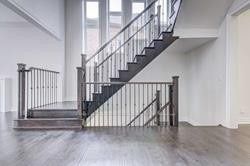 33 St Ives Cres