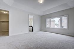 33 St Ives Cres