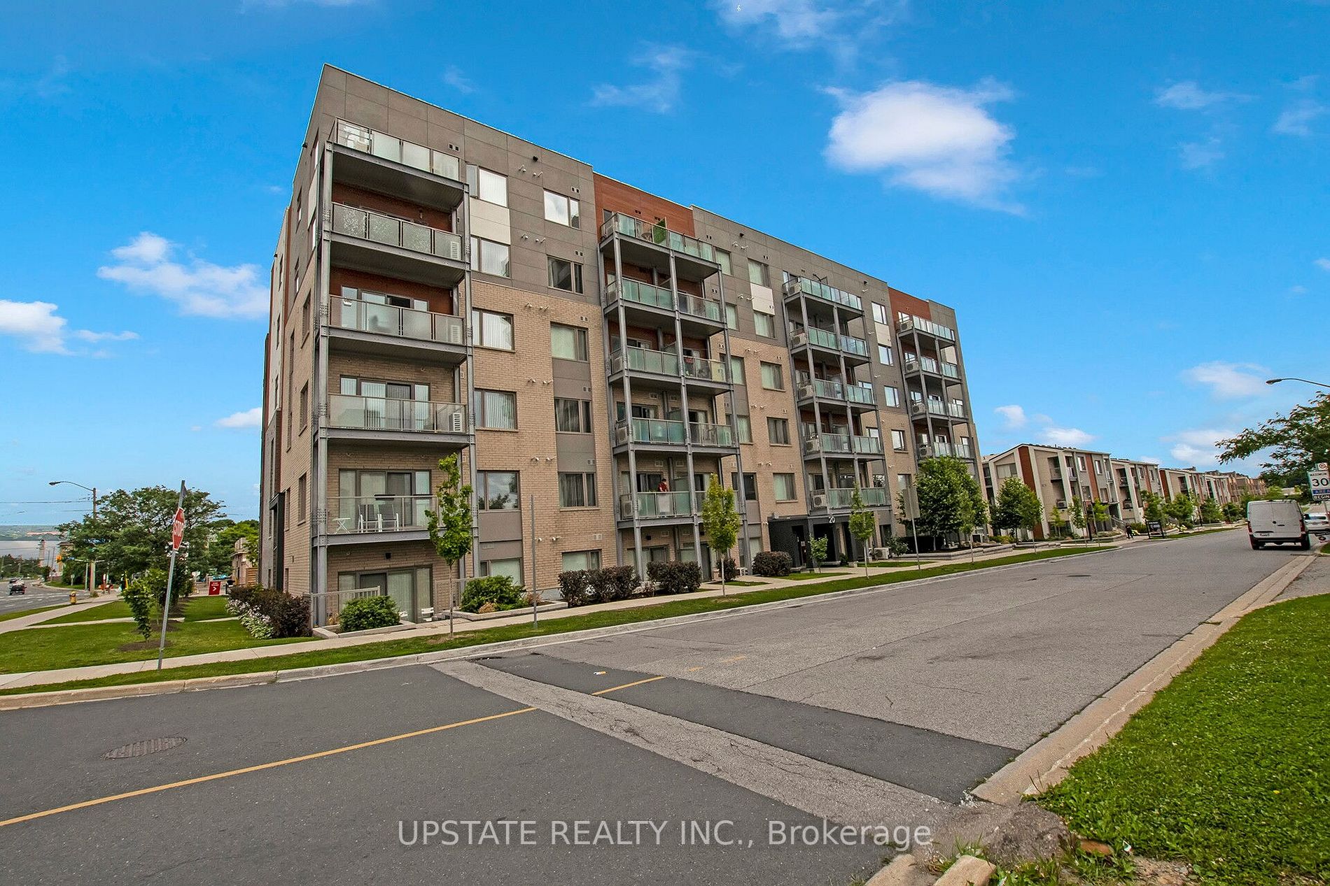 20 Orchid Place Dr, #309
