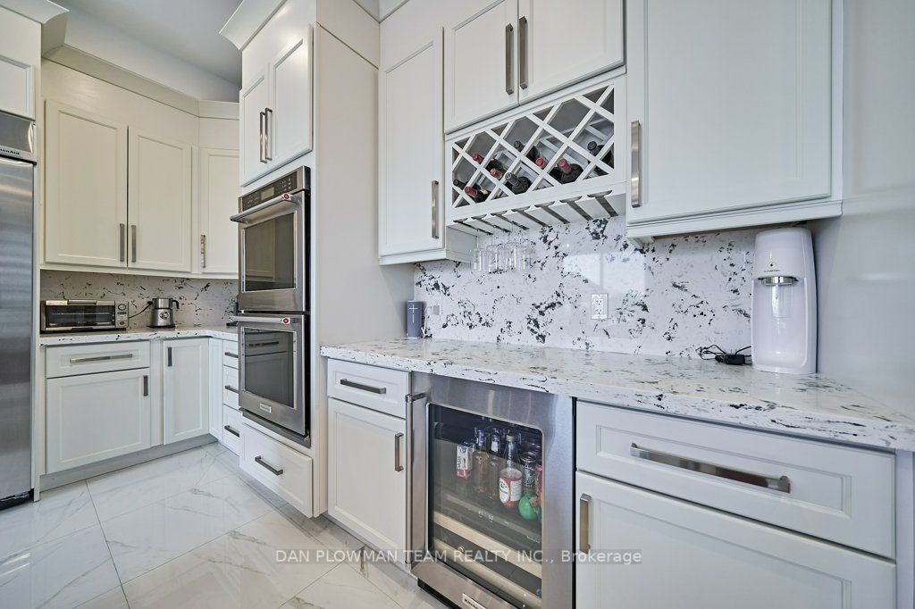 505 King Ave E