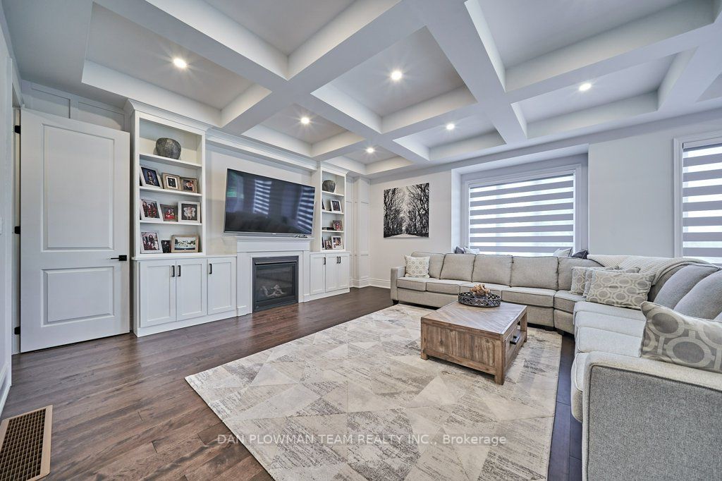505 King Ave E