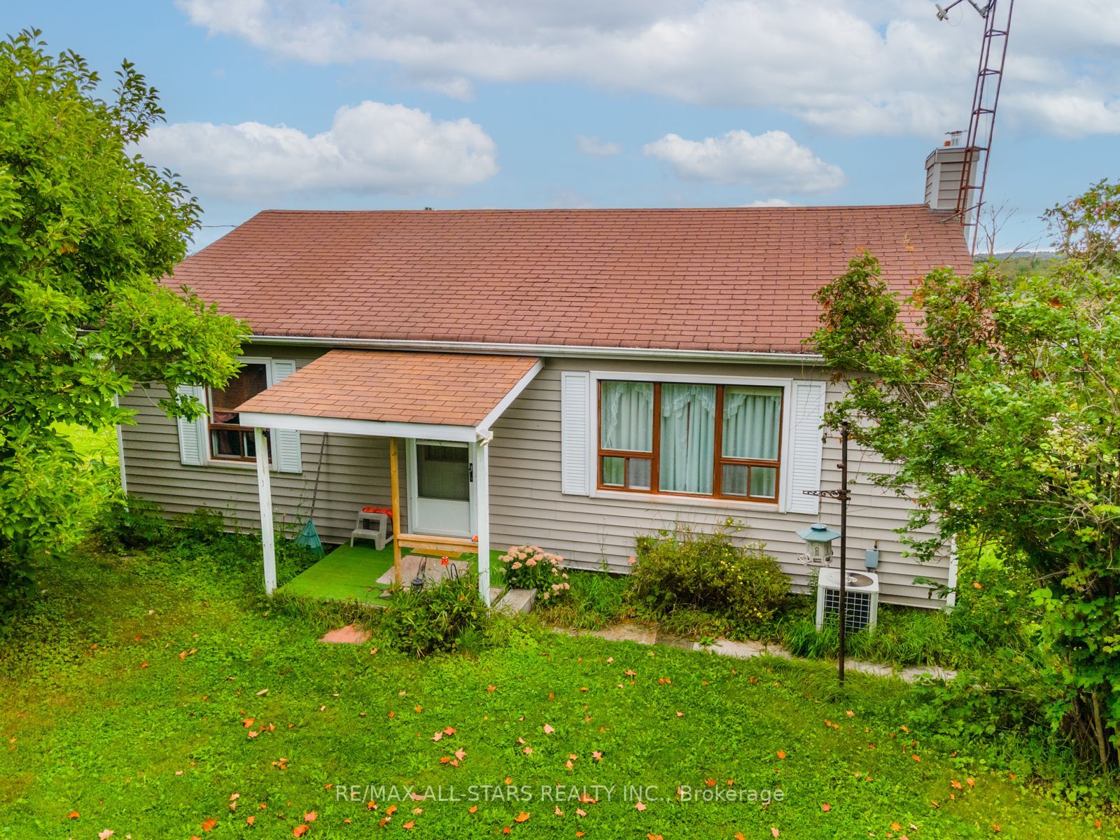12251 Old Simcoe Rd