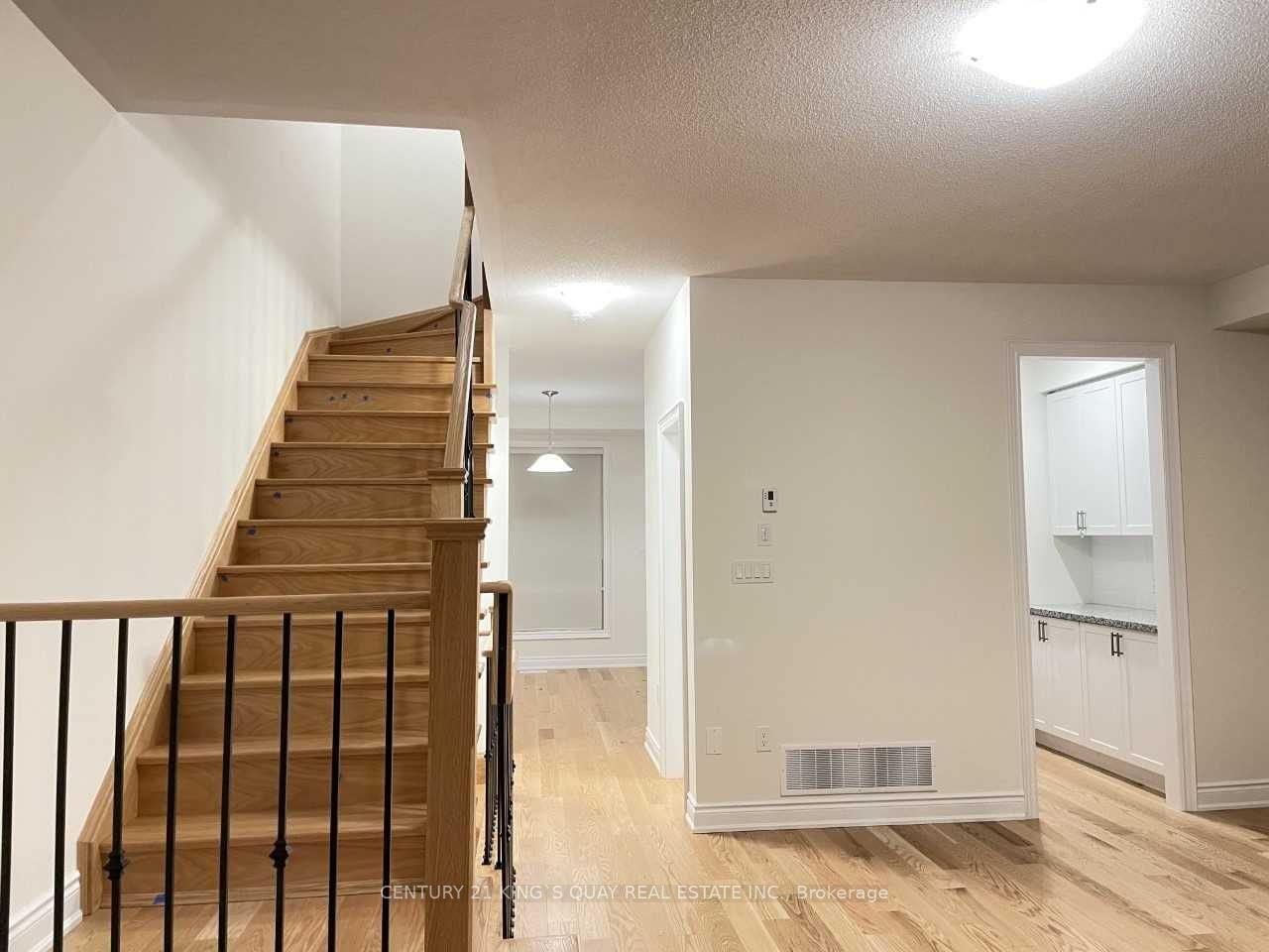 38 Lake Trail Way