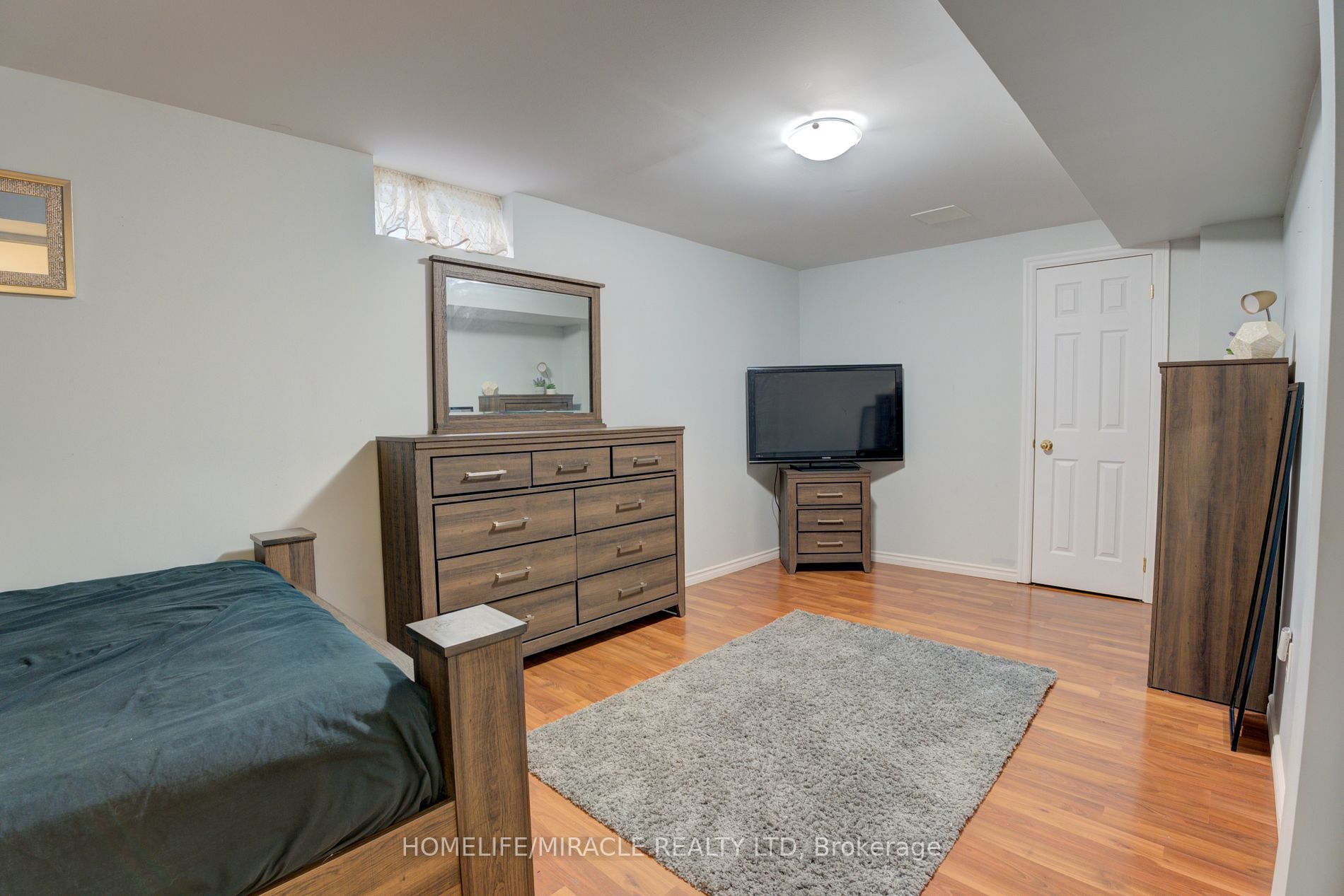 113 Meadowview Blvd