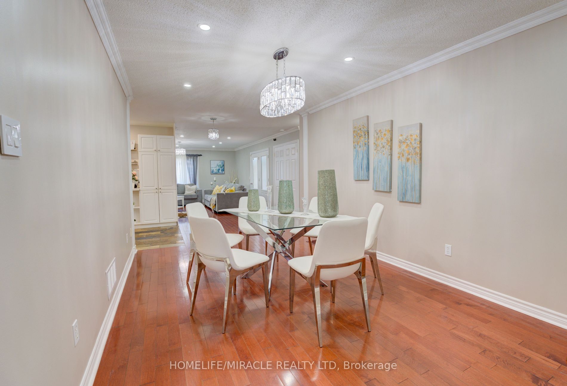 113 Meadowview Blvd