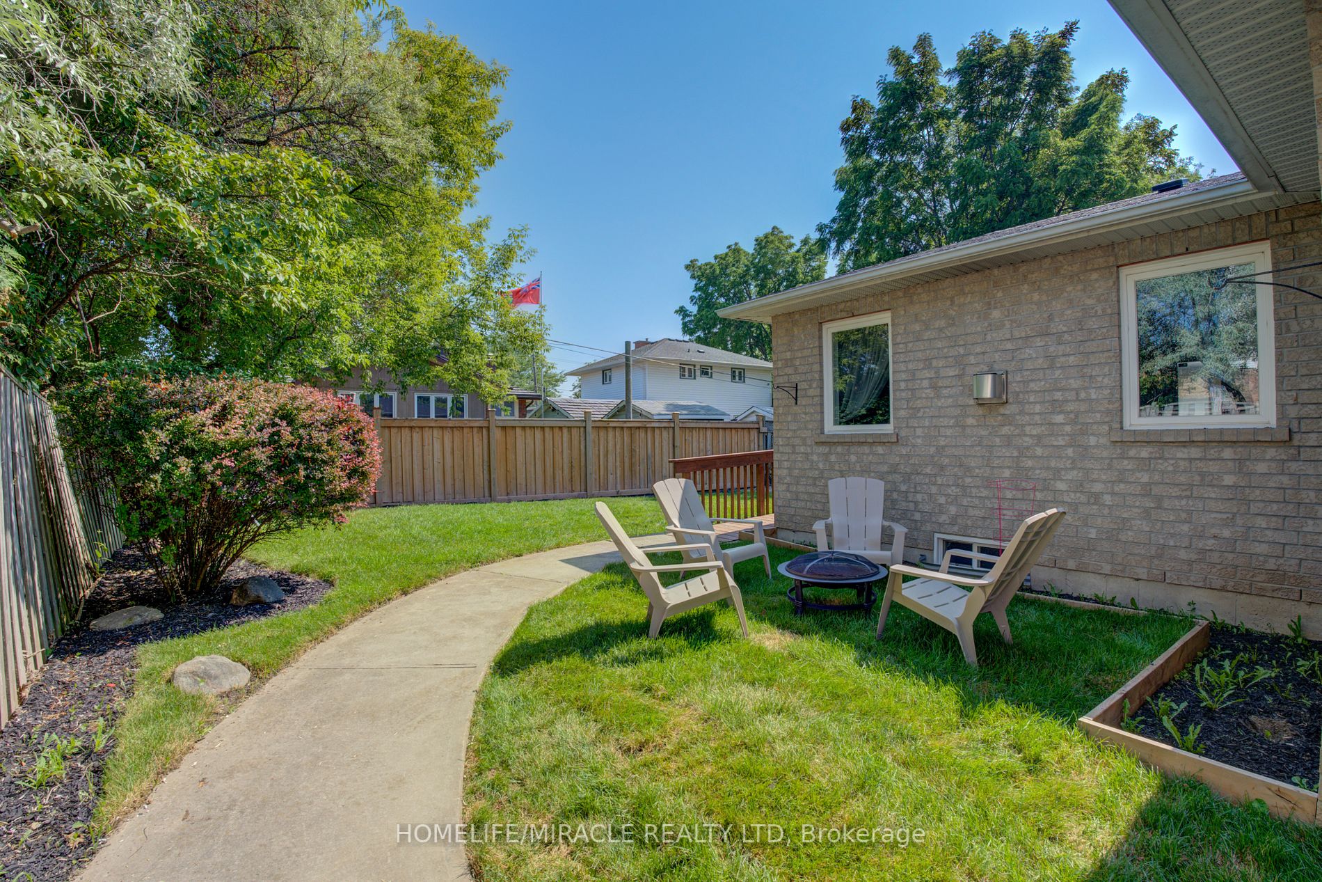 113 Meadowview Blvd