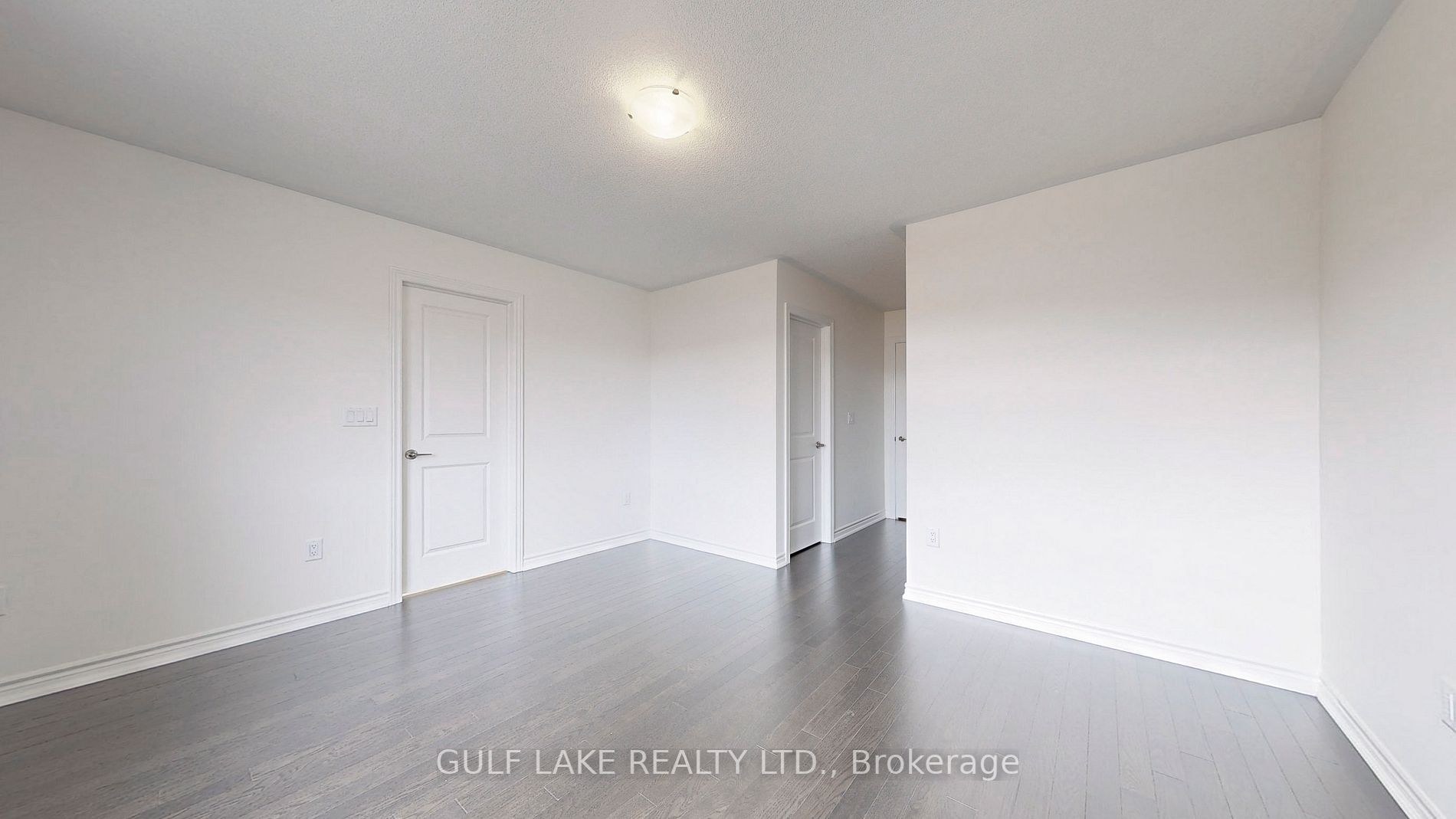 15 Floodgate Rd