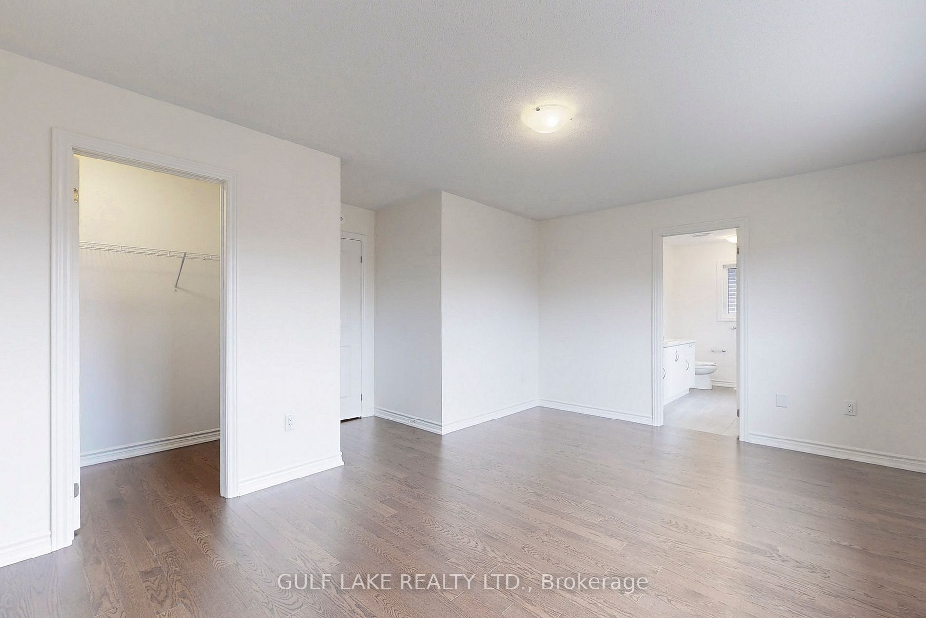 422 Coronation Rd