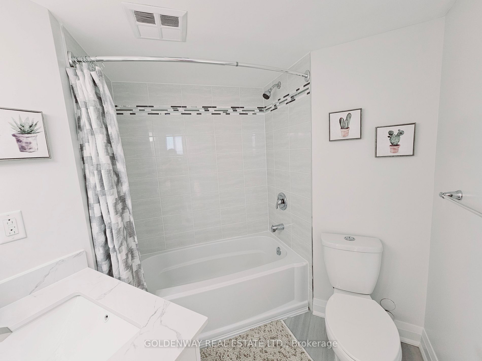 2 Westney Rd N, #1204