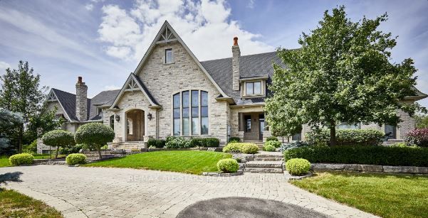 19 Clyde Crt