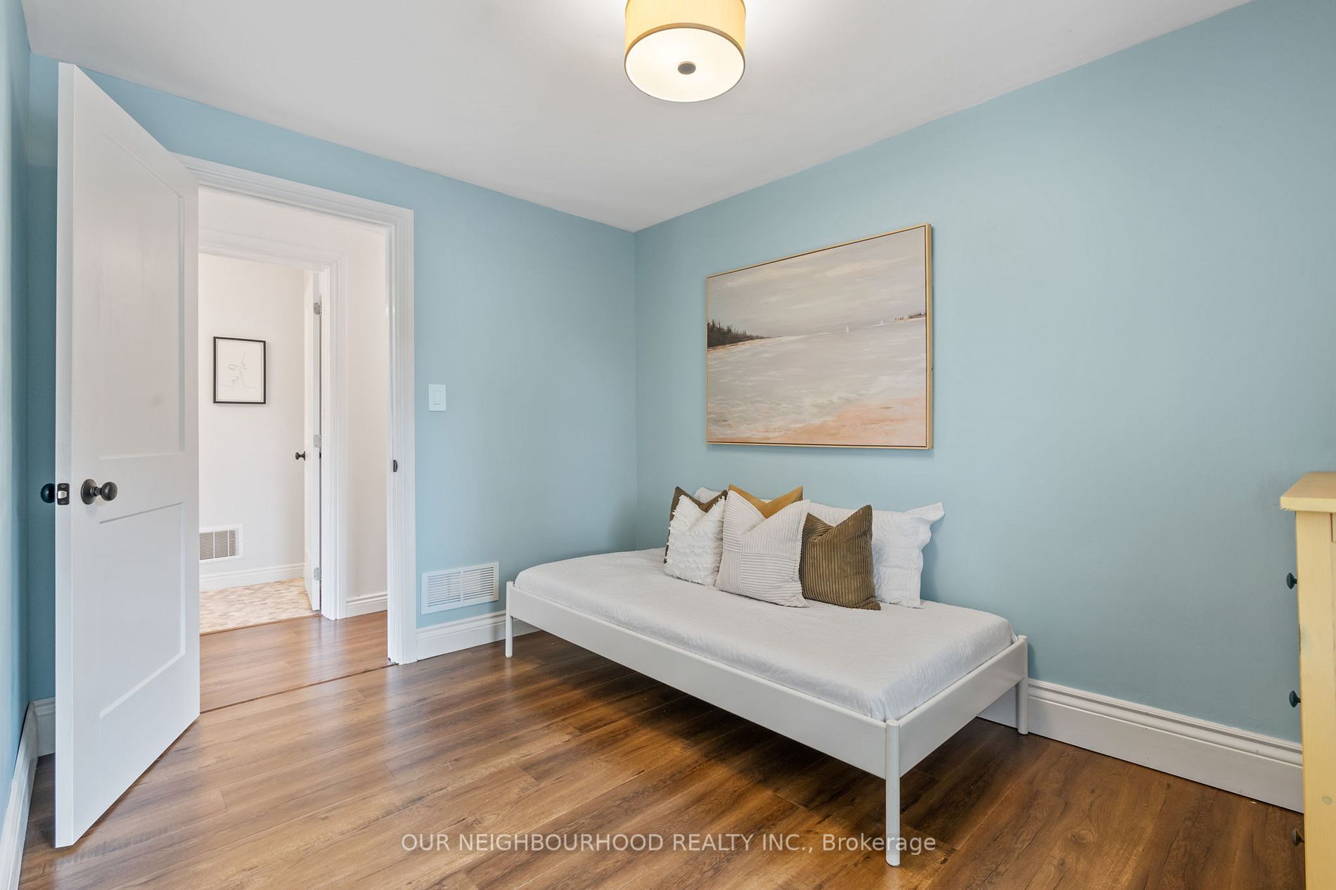 59 Burk St