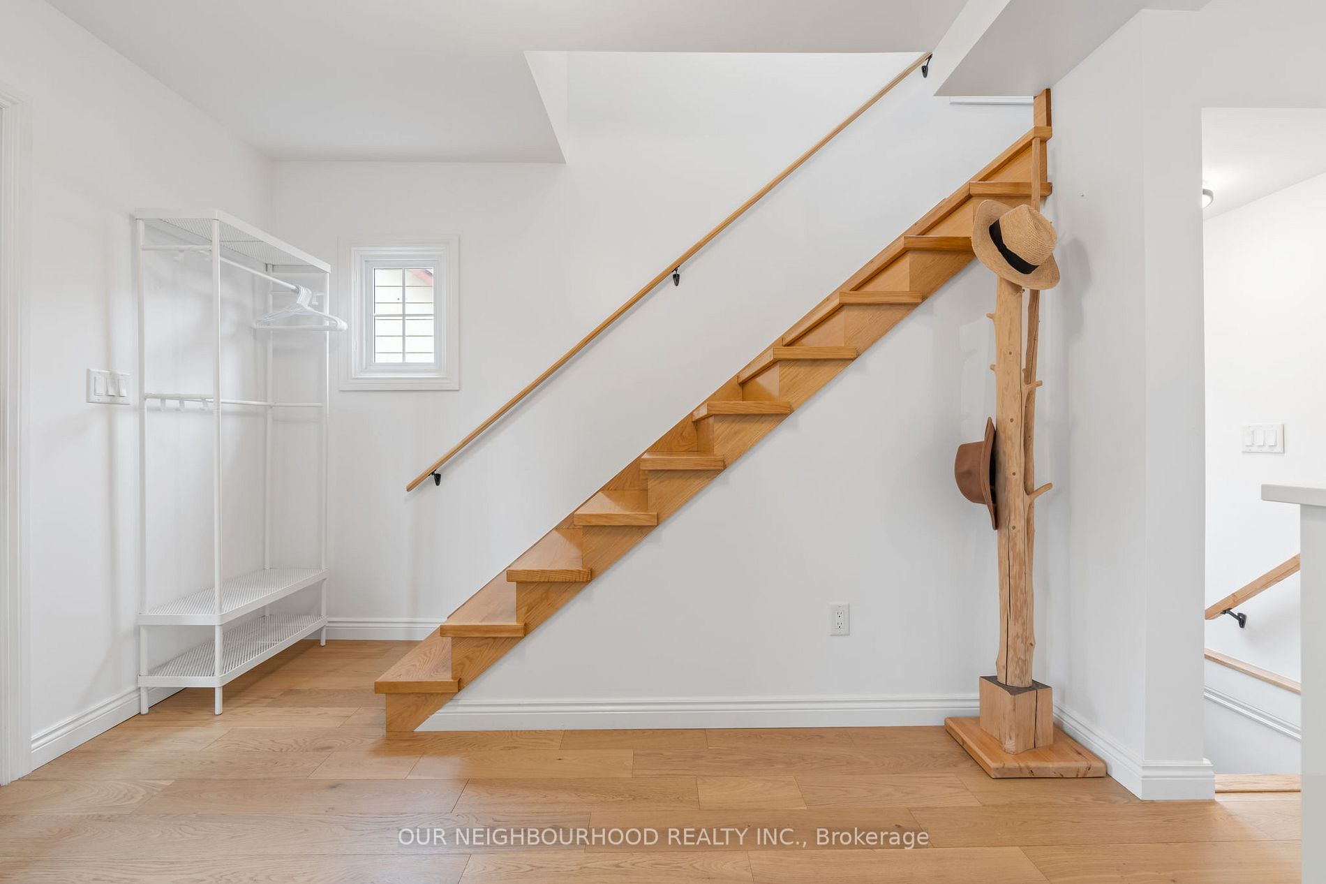 59 Burk St