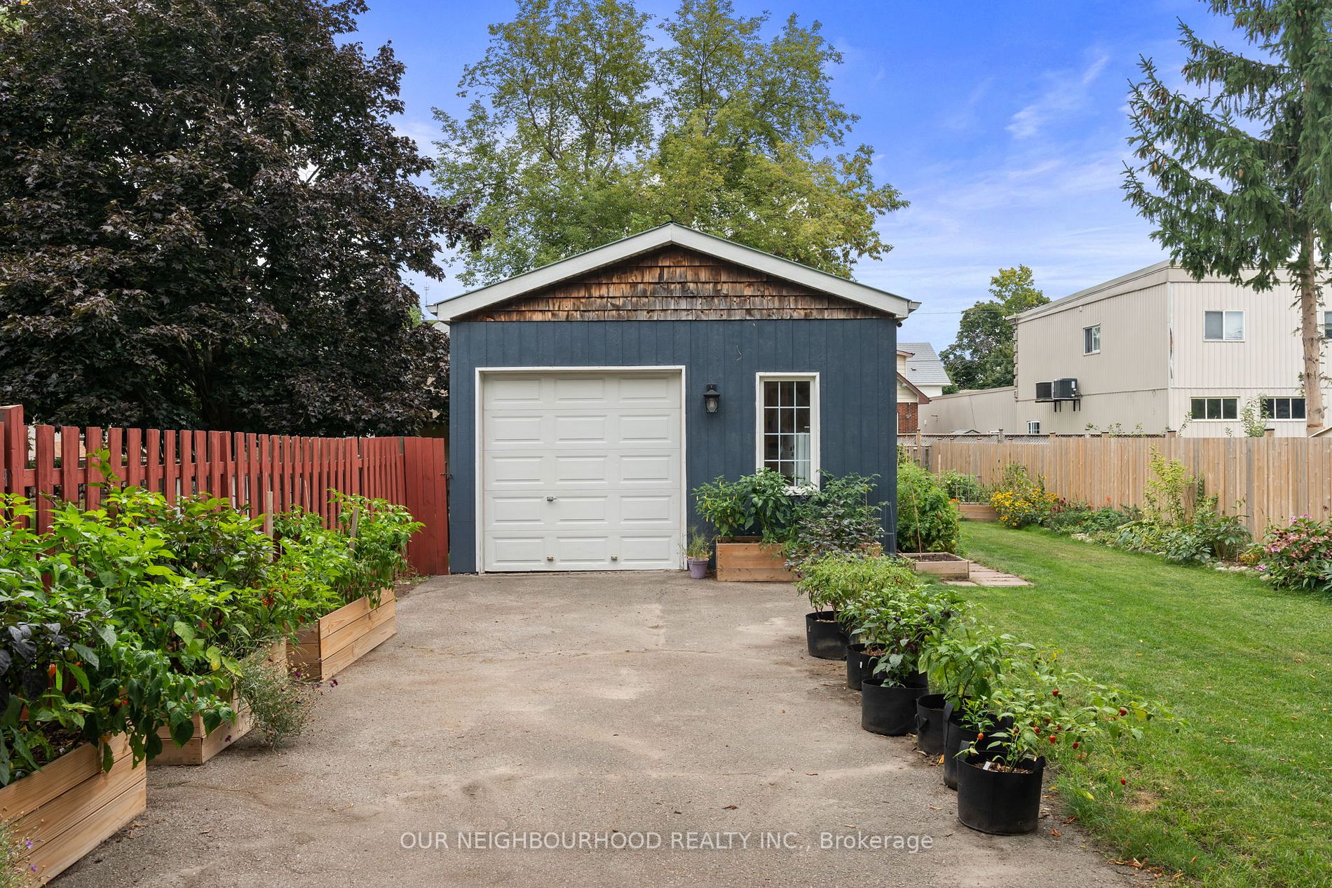 59 Burk St