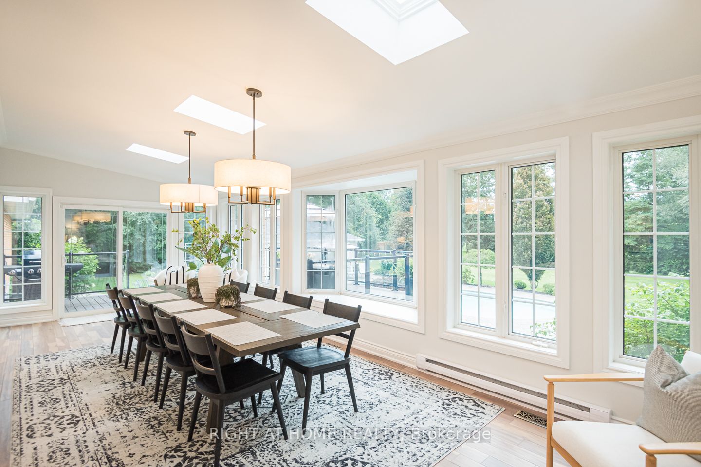20 Glenlaura Cres