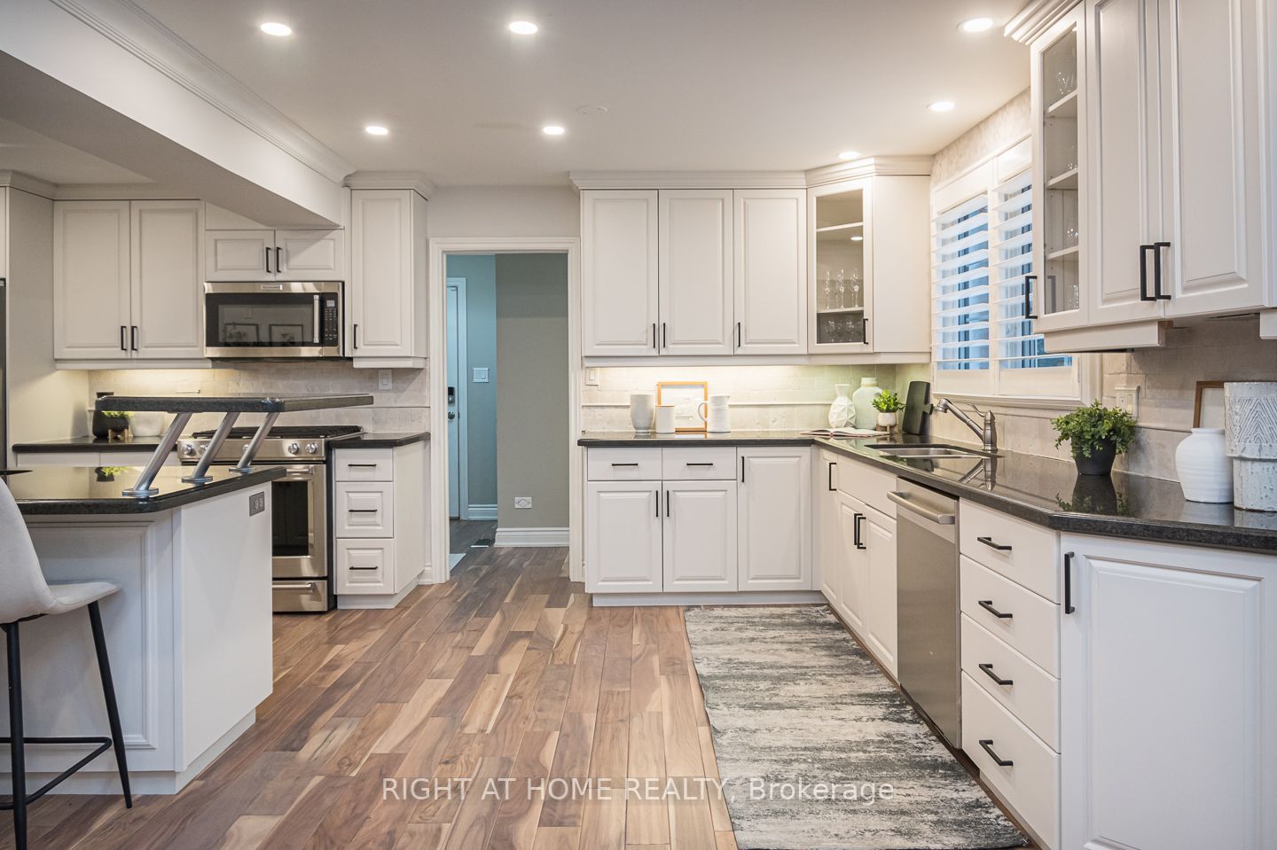 20 Glenlaura Cres