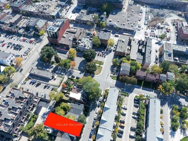 35 Hamilton St
