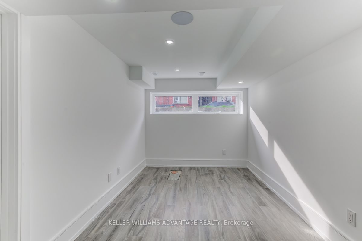 35 Hamilton St