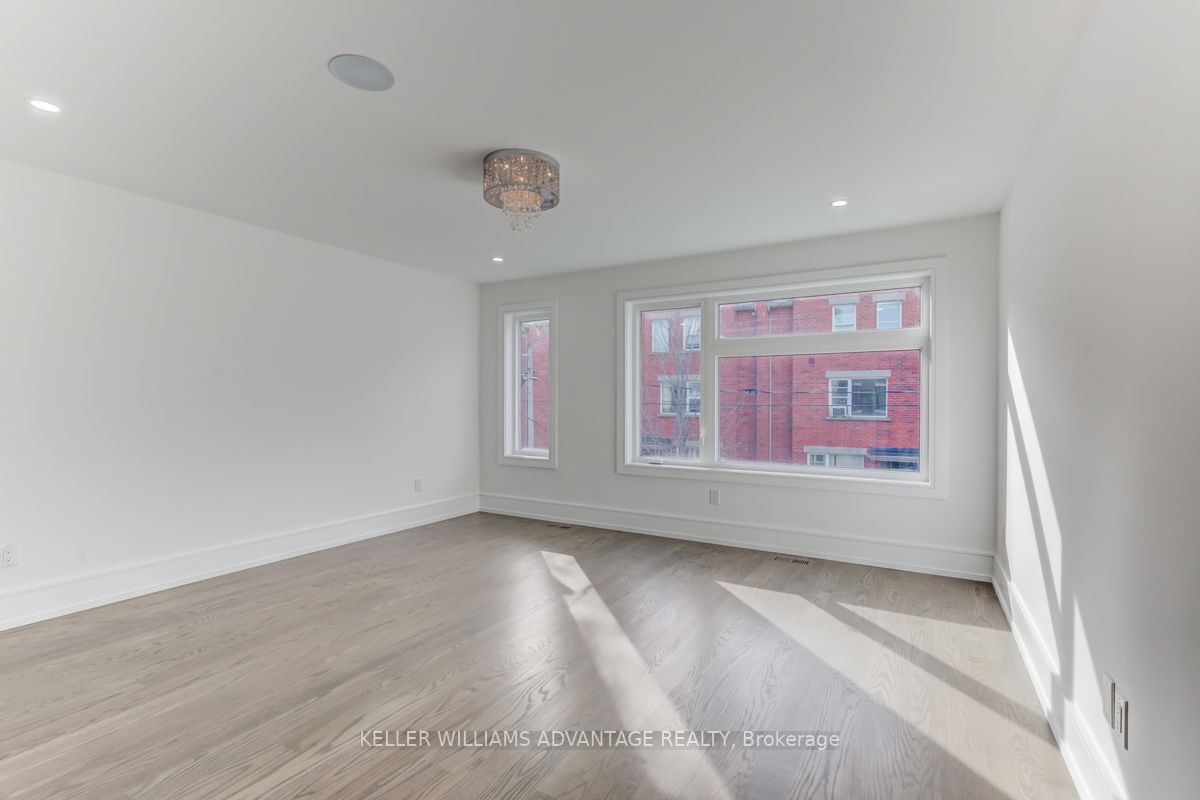 35 Hamilton St