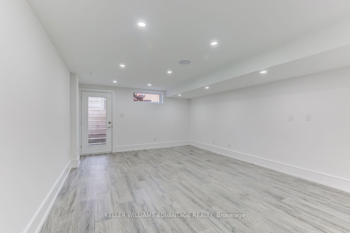 35 Hamilton St
