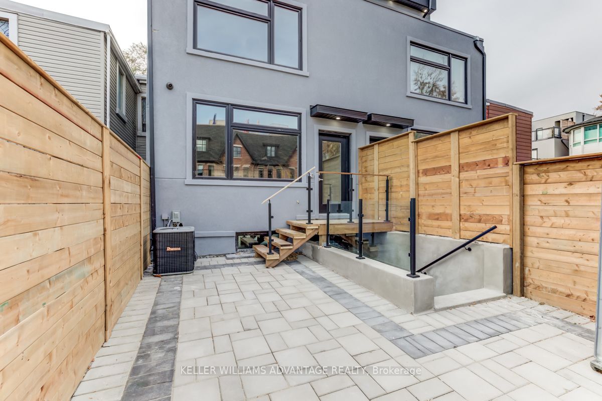 35 Hamilton St