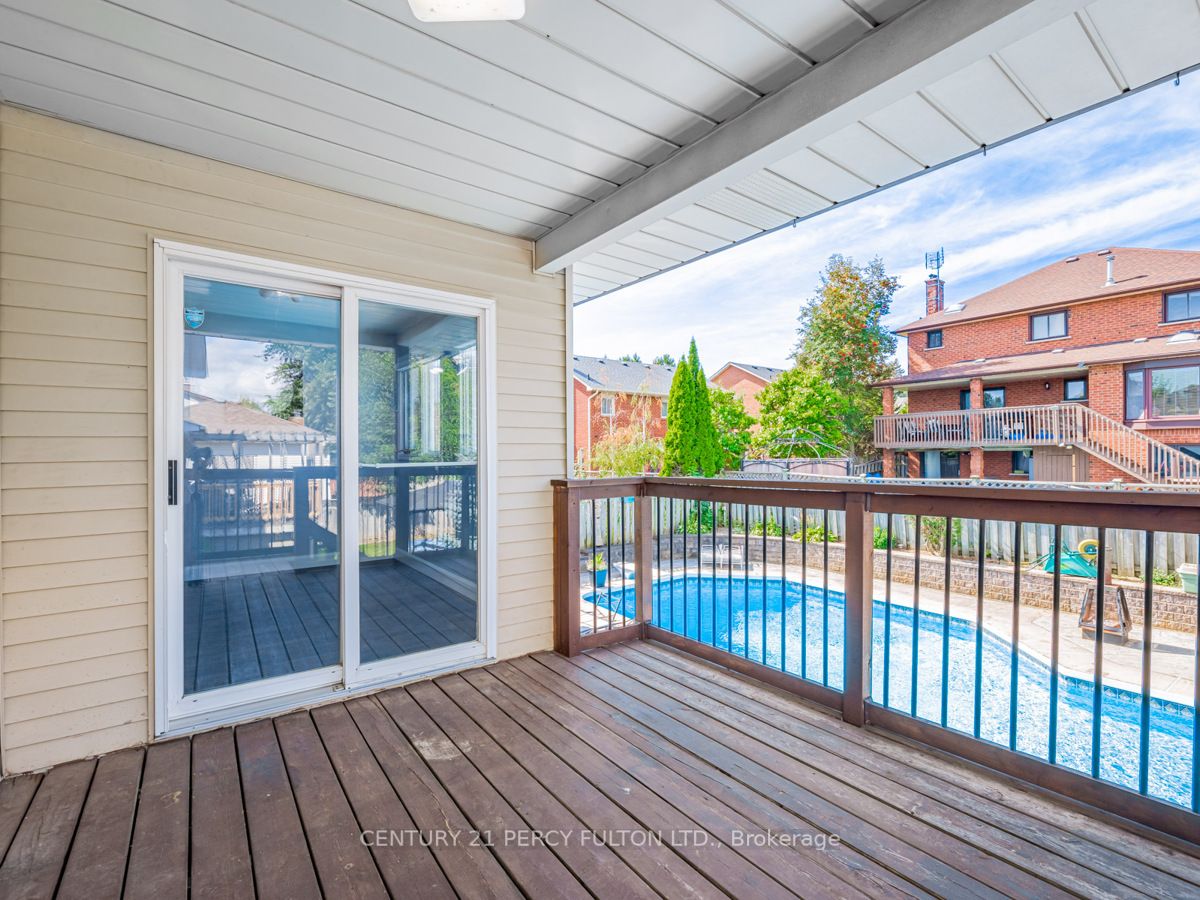 34 Kingswood Dr N