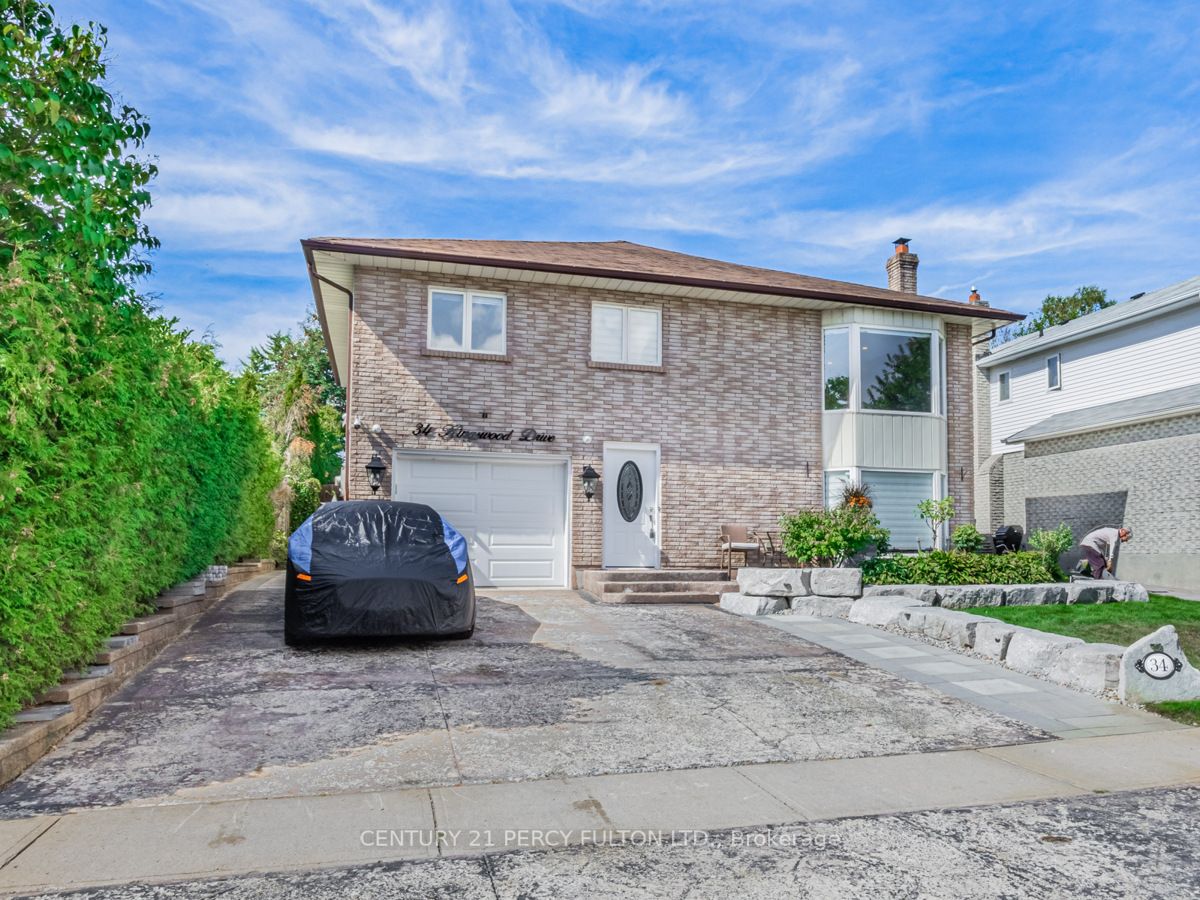 34 Kingswood Dr N