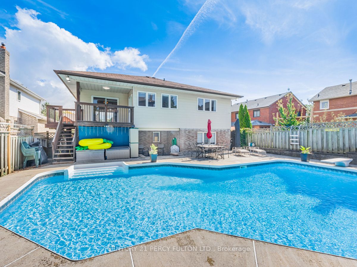 34 Kingswood Dr N