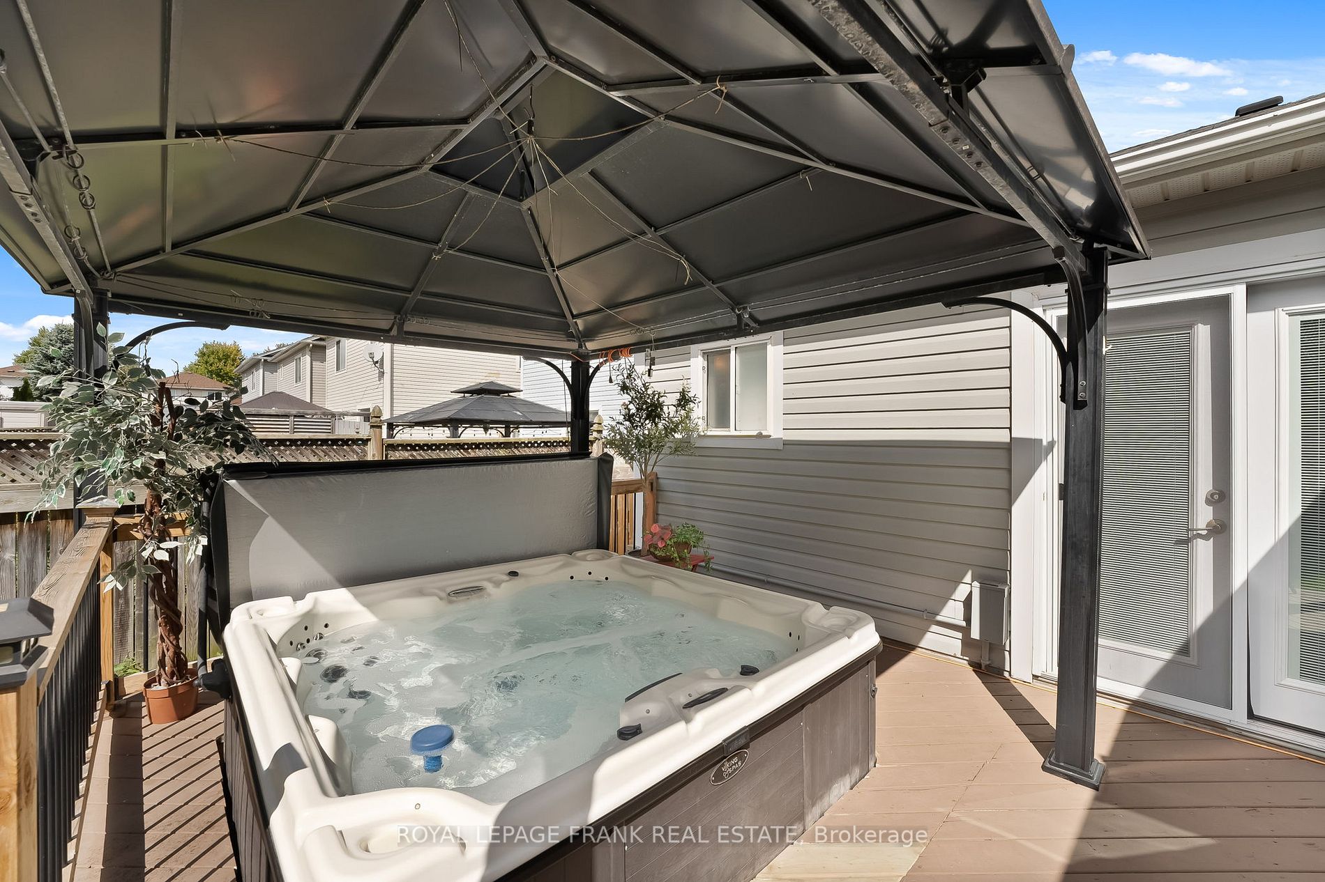 60 Rickaby Street