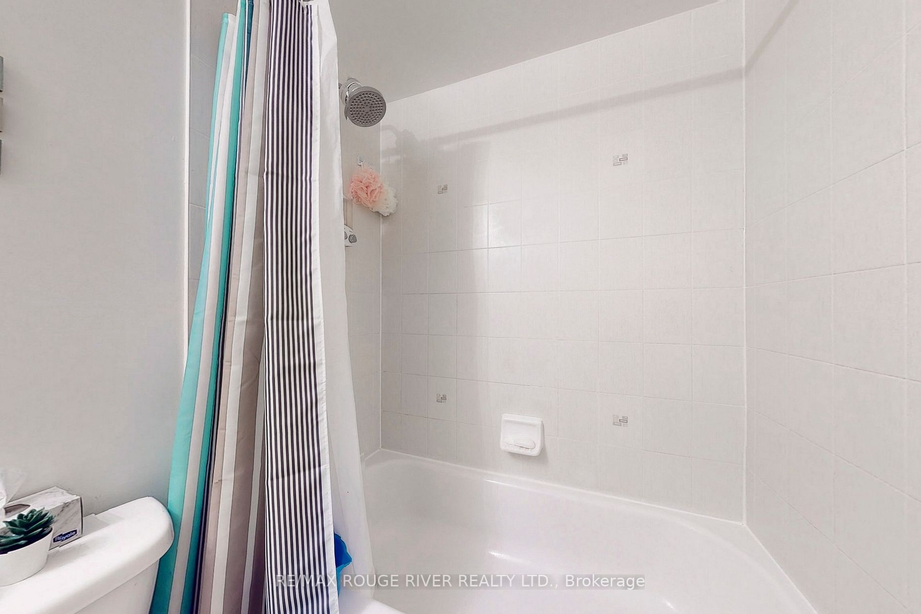4715 Kingston Rd, #2