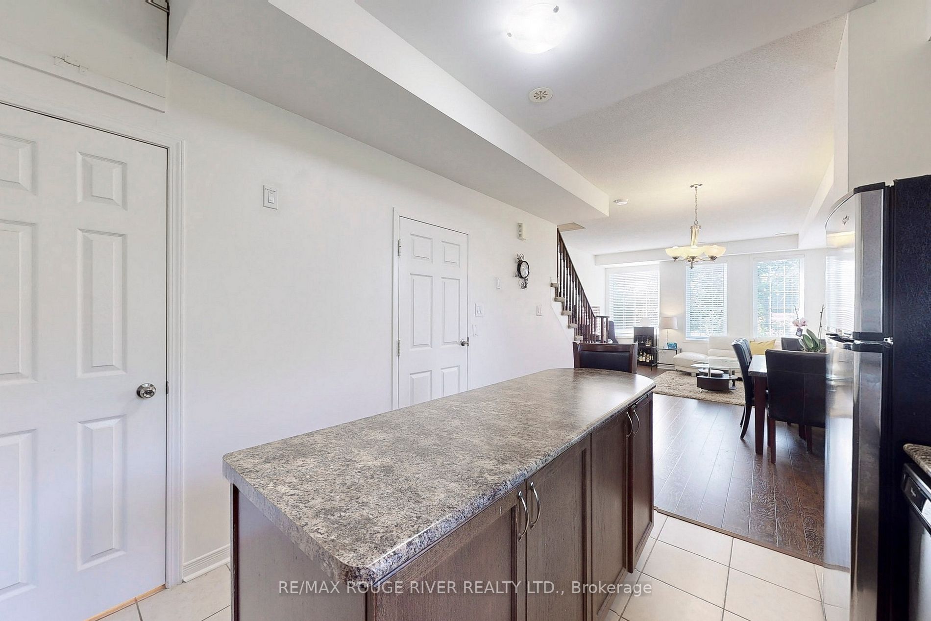 4715 Kingston Rd, #2