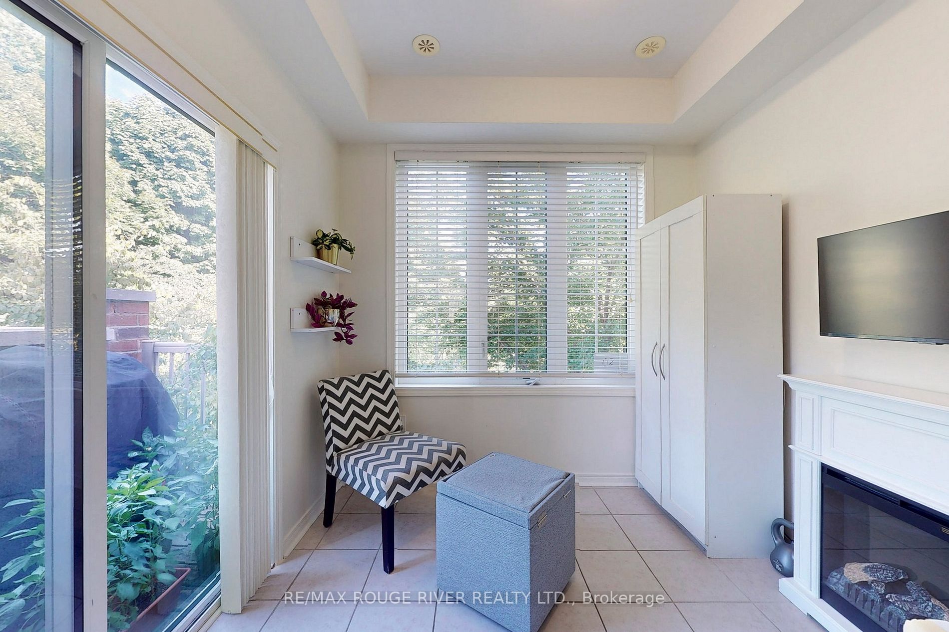 4715 Kingston Rd, #2