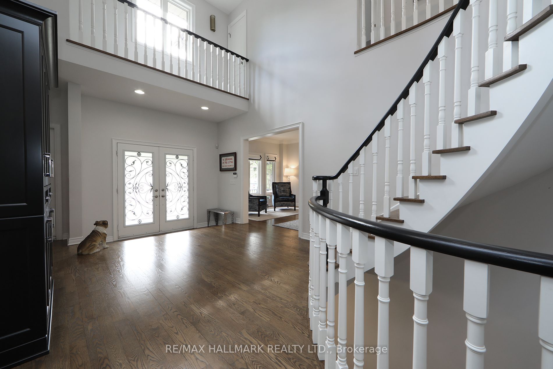 165 Bathgate Dr
