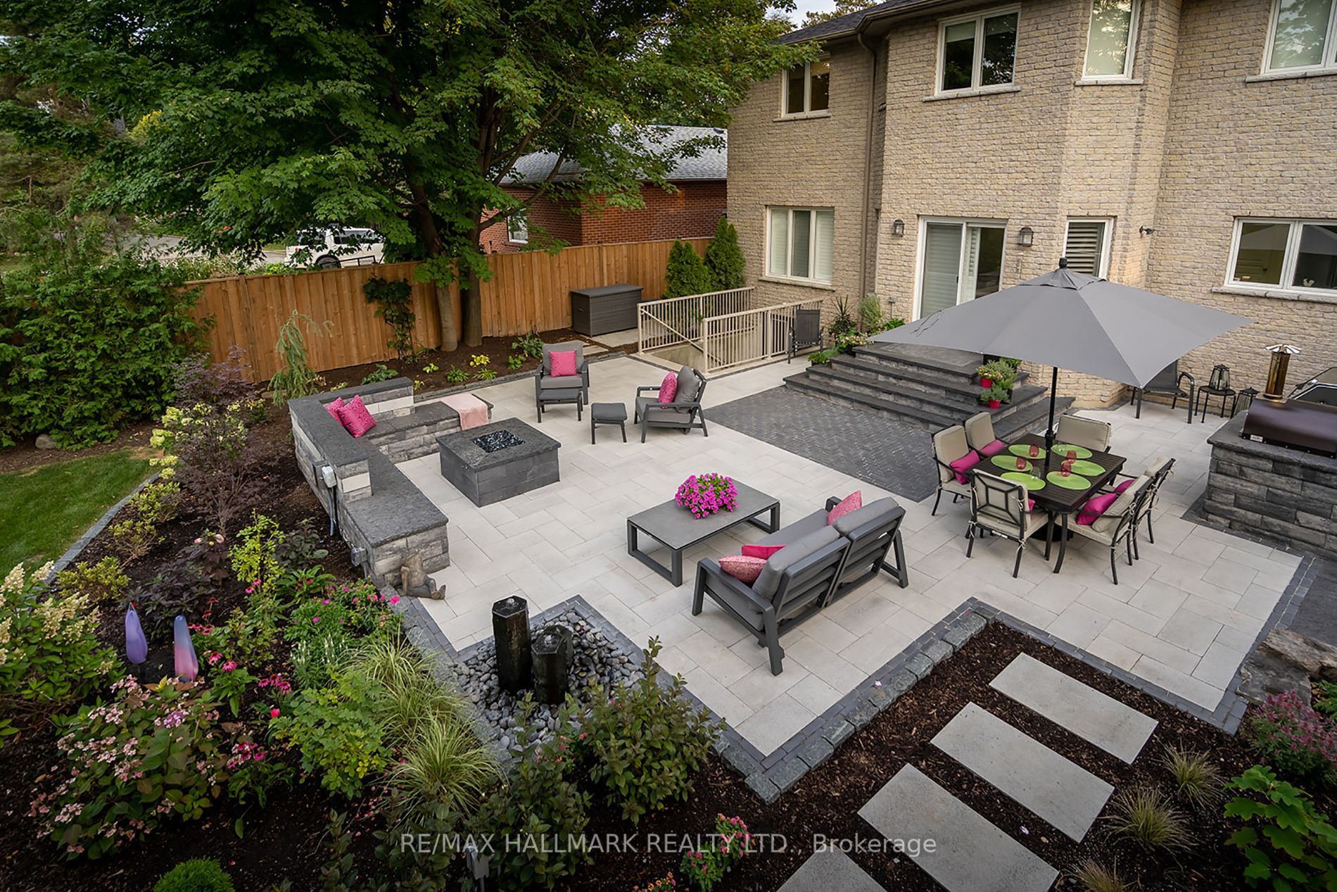 165 Bathgate Dr
