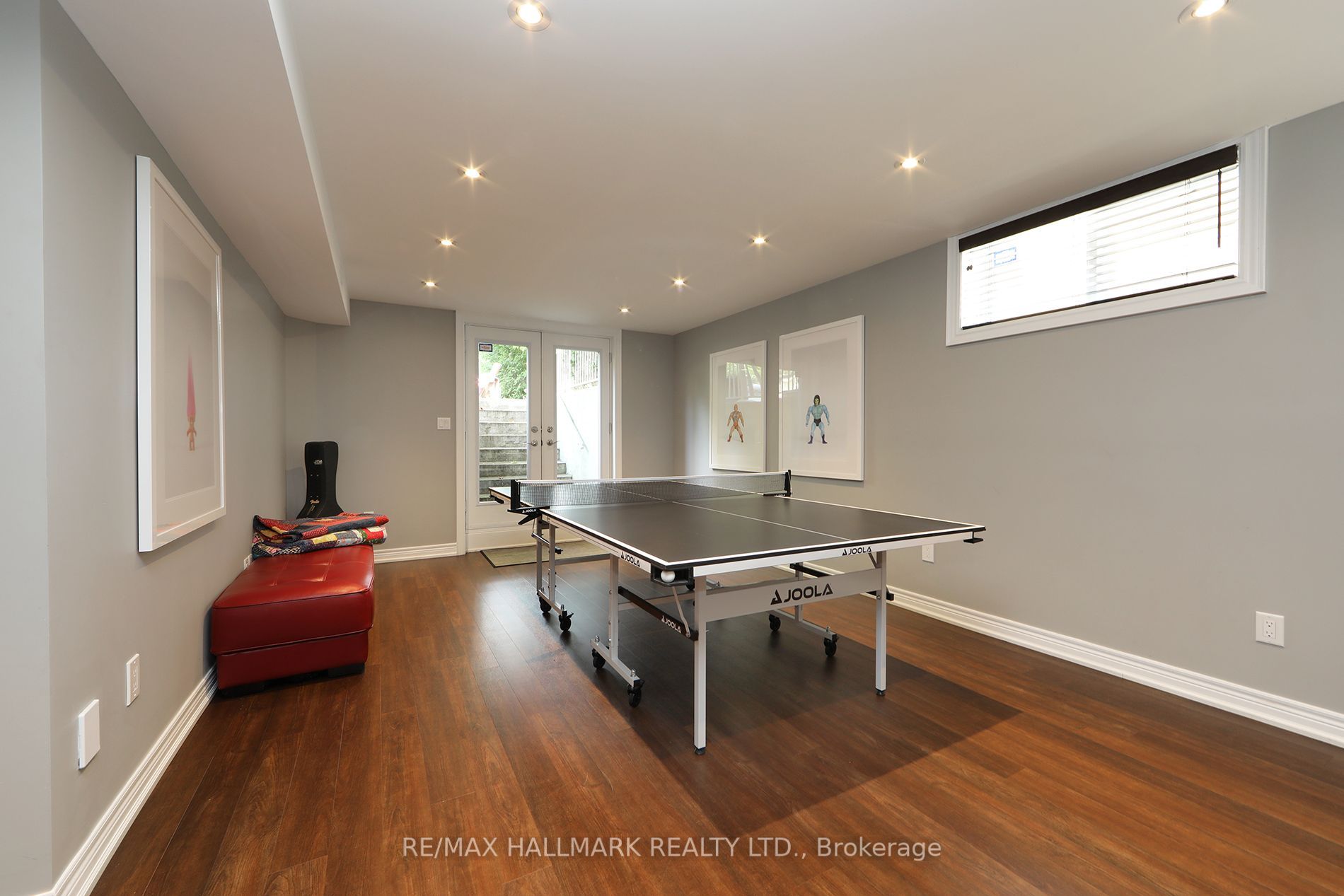 165 Bathgate Dr
