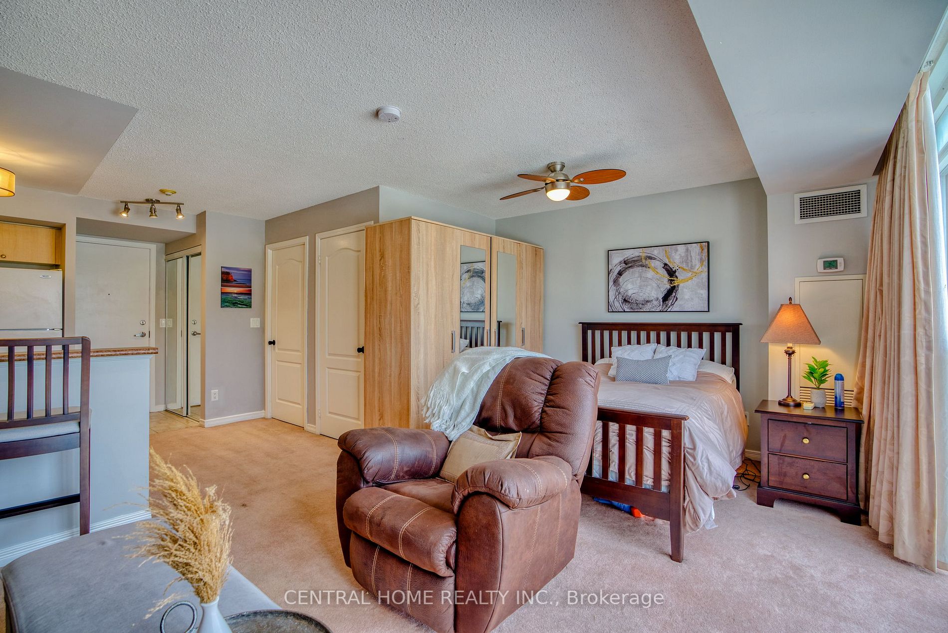 3650 Kingston Road, #520