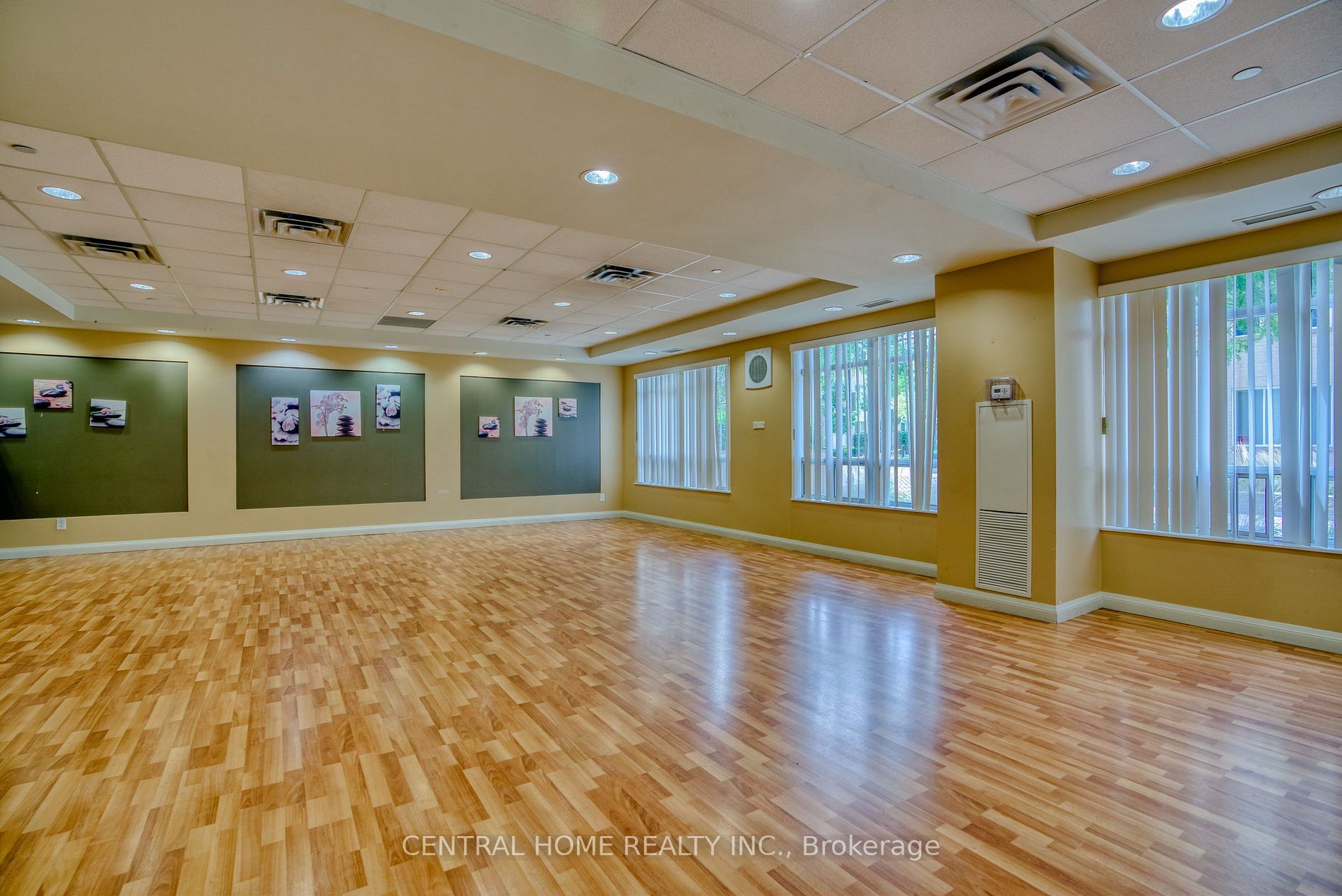 3650 Kingston Road, #520