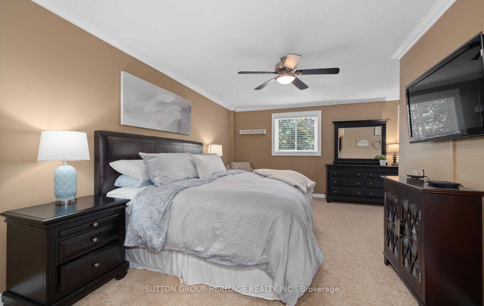 33 Spiers Crescent