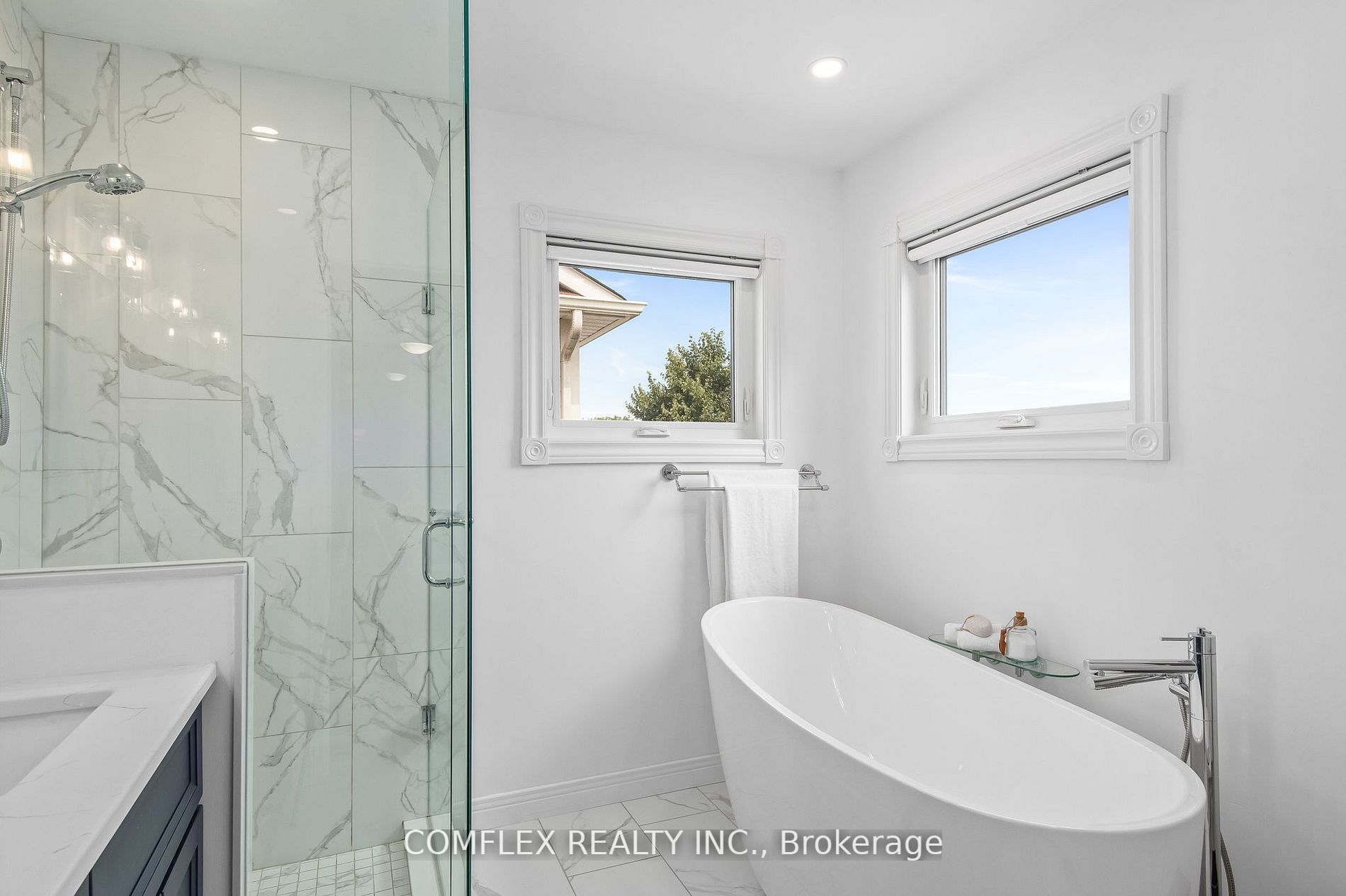 271 Scottsdale Dr