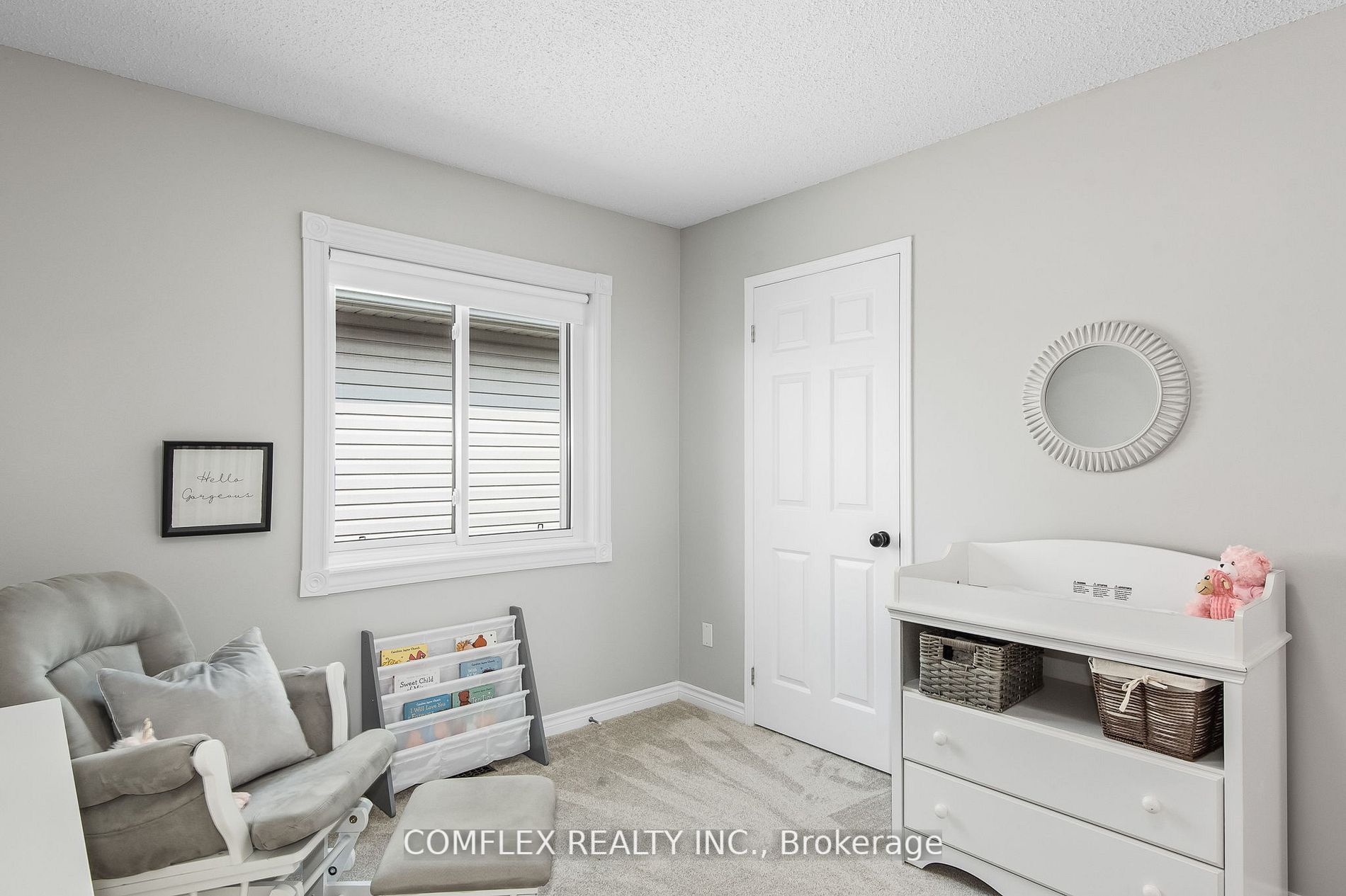 271 Scottsdale Dr