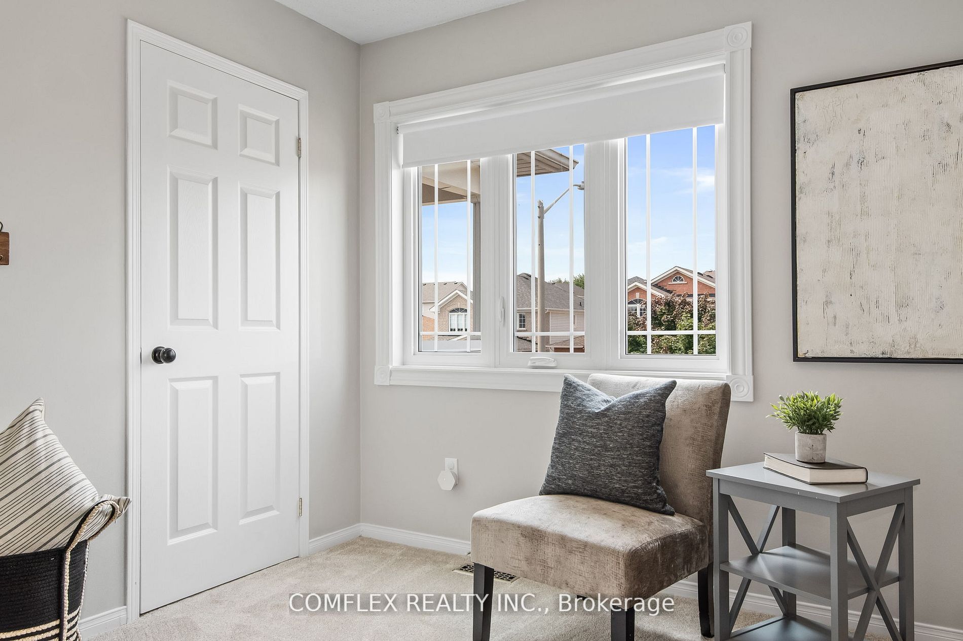 271 Scottsdale Dr