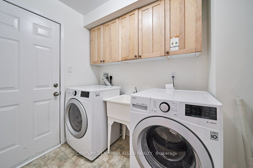 27 Bonathon Cres